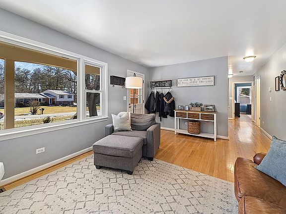 5th image of 6466 Pavilion St