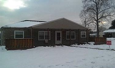 1st image of 29 Parkway Dr