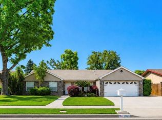 1363 E Carmelo Avenue, Tulare, CA 93274
