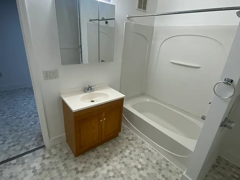 916 W Lovell St #5 — Photo 12