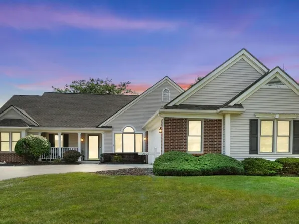 2923 Covington Reserve Pkwy, Fort Wayne, IN 46804