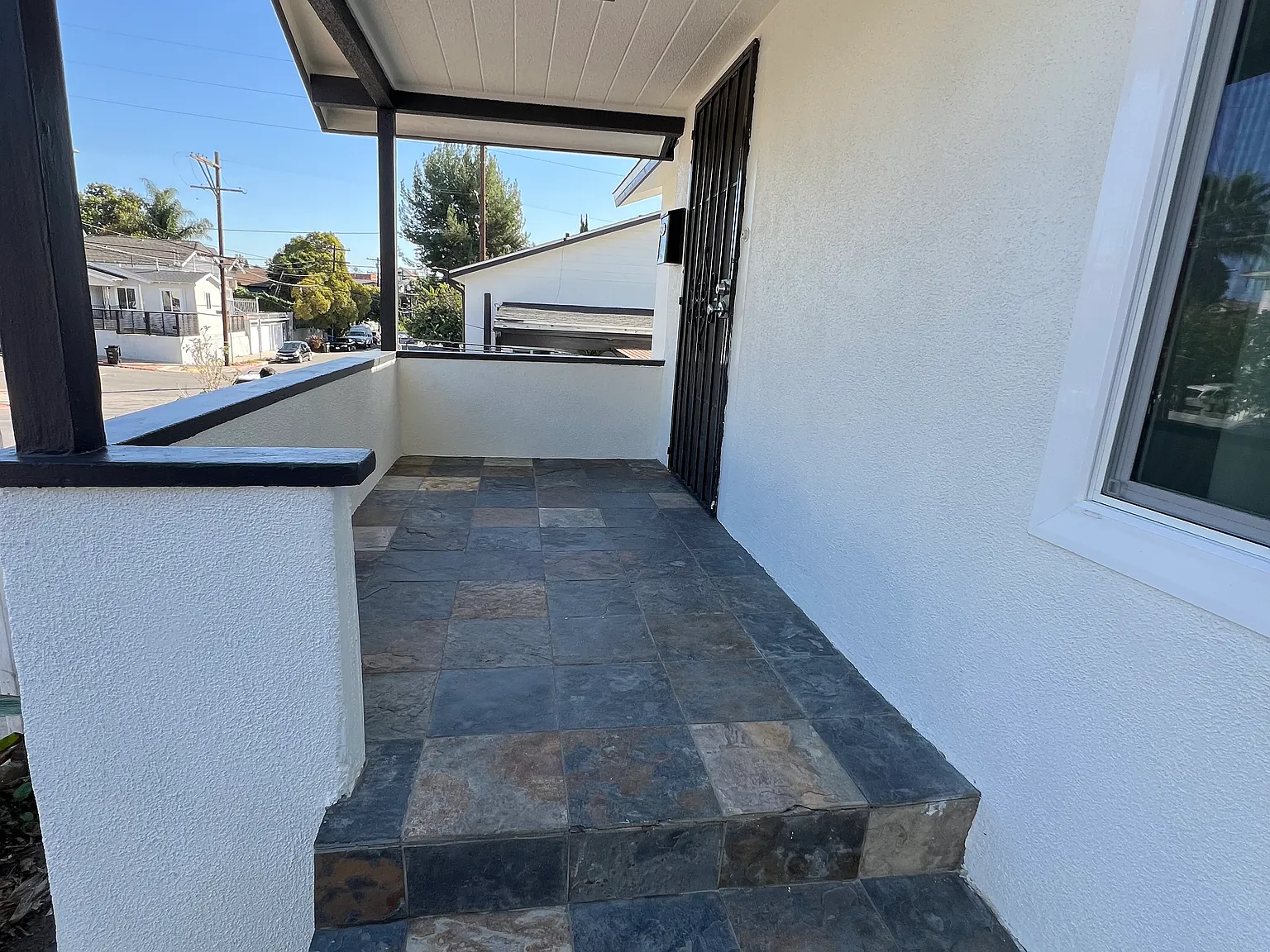 3 bed, 1.5 bath, 1100 sqft, $3,500 — Photo 3