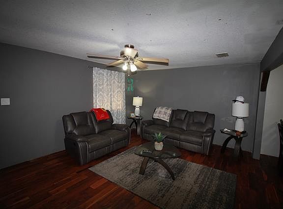 5th image of 410 N Proctor St