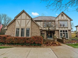 42399 Bradner Rd, Northville, MI 48168