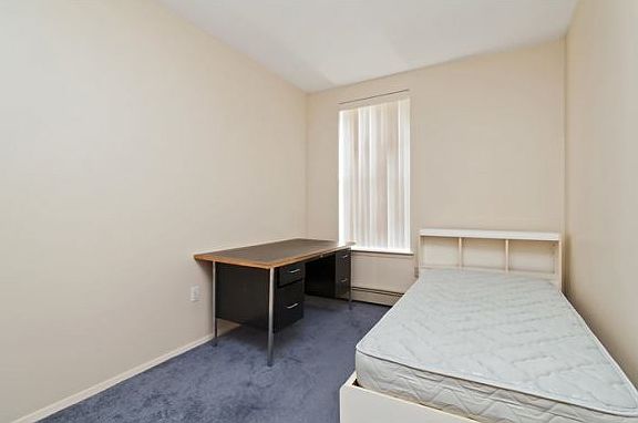 3rd image of 182 Bay 22 St #2C