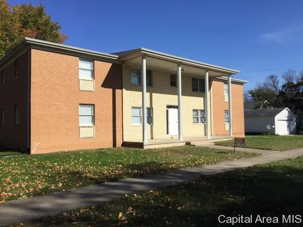 330 Mary St, Illiopolis, IL 62539