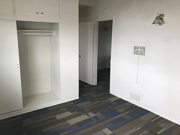 4th image of 351 E Rossellen Pl APT 10