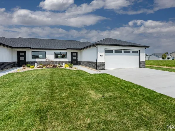 116 Bridgeport Dr, Moro, IL 62067