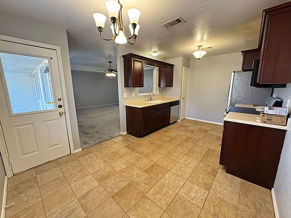 5th image of 3401 Westview Dr