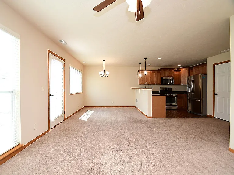 9009 Buckshot Rd — Photo 5