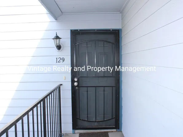 445 Almond Dr APT 129, Lodi, CA 95240