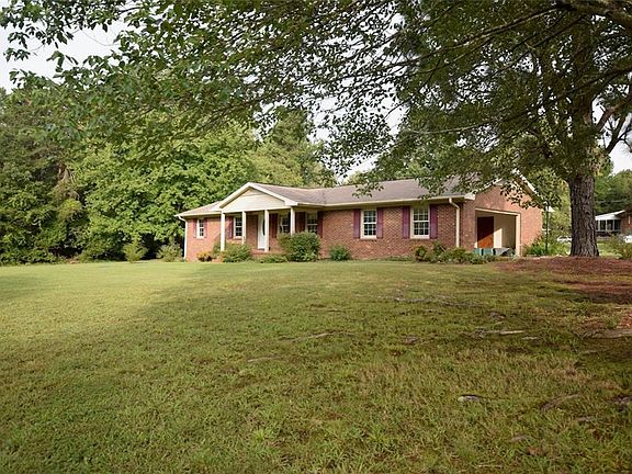 2nd image of 745 Mitchell Ln