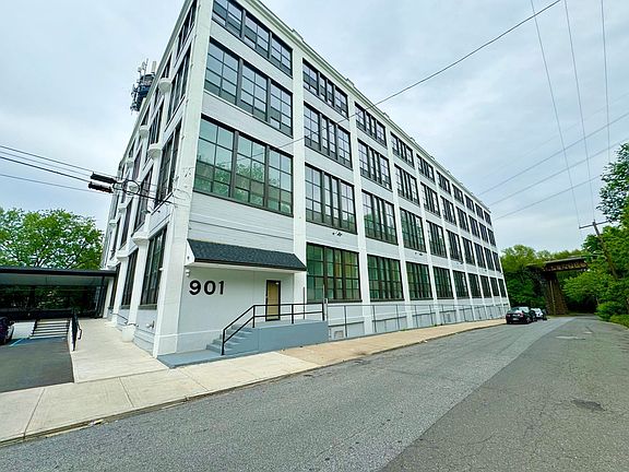 5th image of 901 Quarry St #406