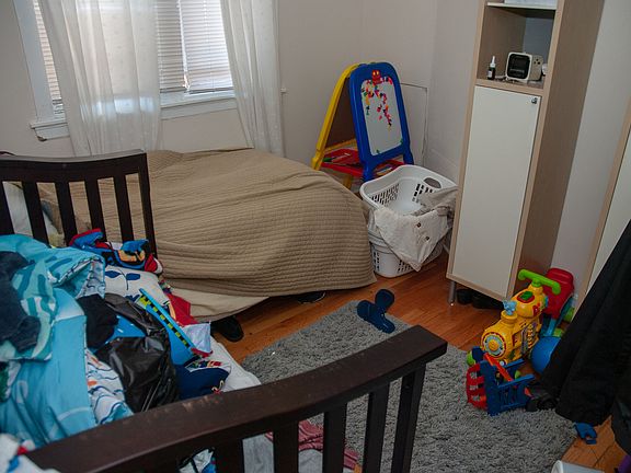 5th image of 2531 N Tripp Ave APT F3
