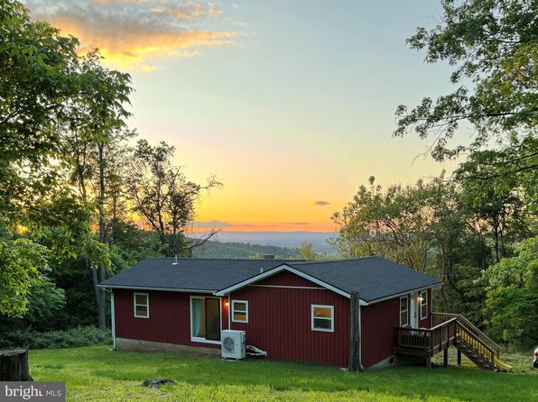 1386 Khyber Pass Rd, Linden, VA 22642