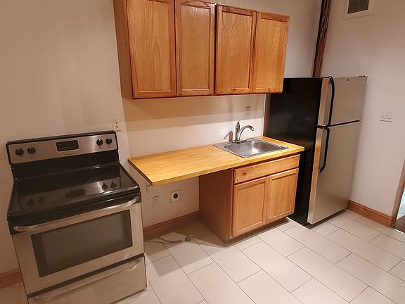 3rd image of 2312 1st Ave APT 2S