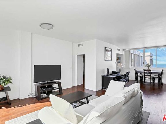4th image of 17350 W Sunset Blvd Ph 2