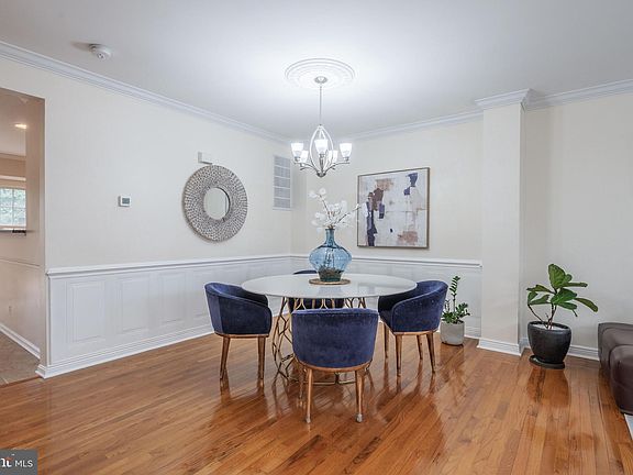 5th image of 4592 Barringer Pl