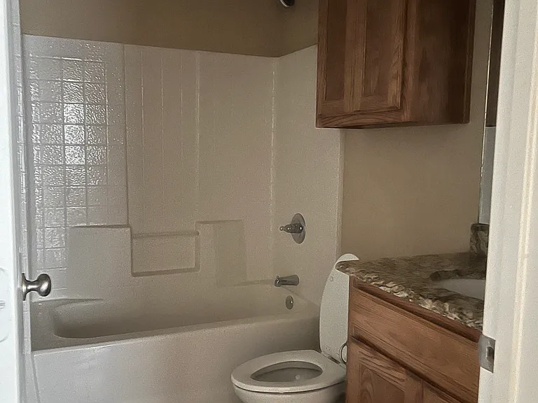 206 E 5th Ave #206 — Photo 8