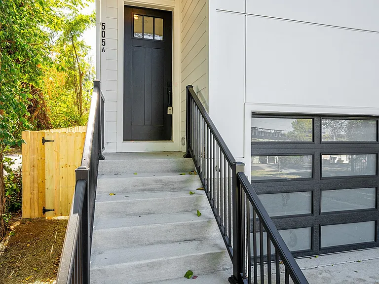 505A Waycross Dr — Photo 3