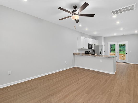 4th image of 1252 Principal Featherstone Ave