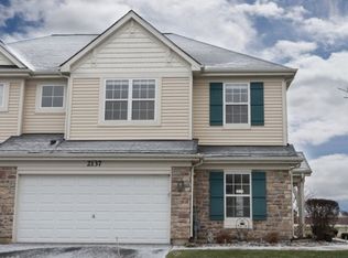 2137 Pembridge Ln, Joliet, IL 60431