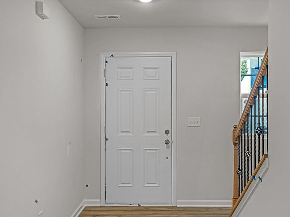 5th image of 10150 Chatham Run Ln