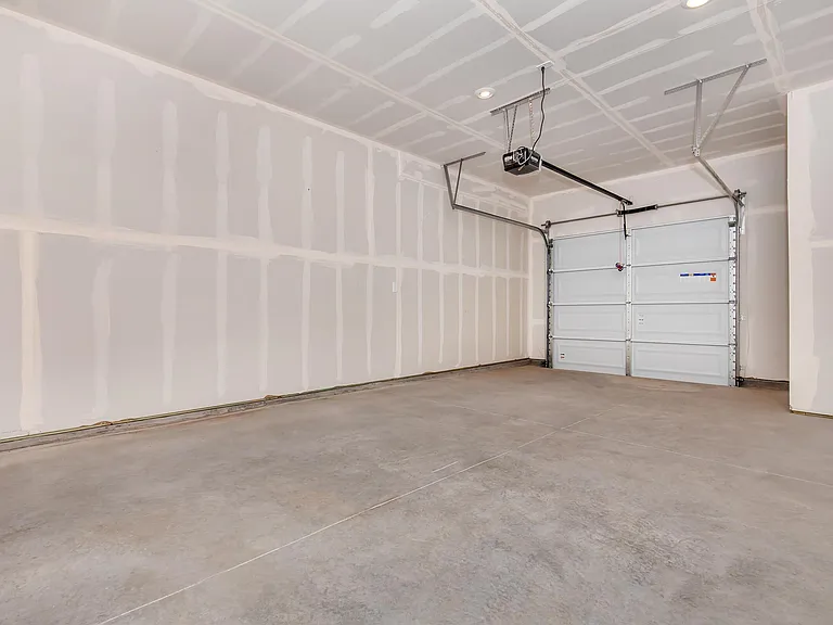 331 Walsh St #331 — Photo 13