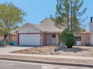 10740 Pleasant Hill Dr, El Paso, TX 79924
