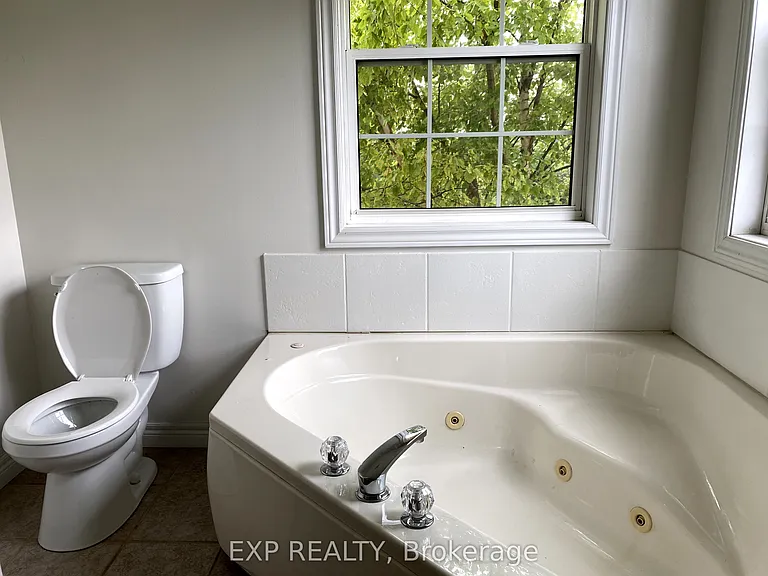 1175 Haldibrook Rd S — Photo 22