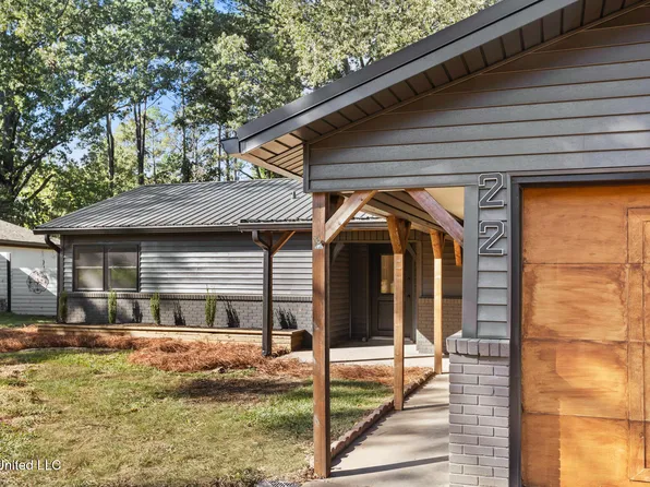 22 Fox Glen Cv, Brandon, MS 39042