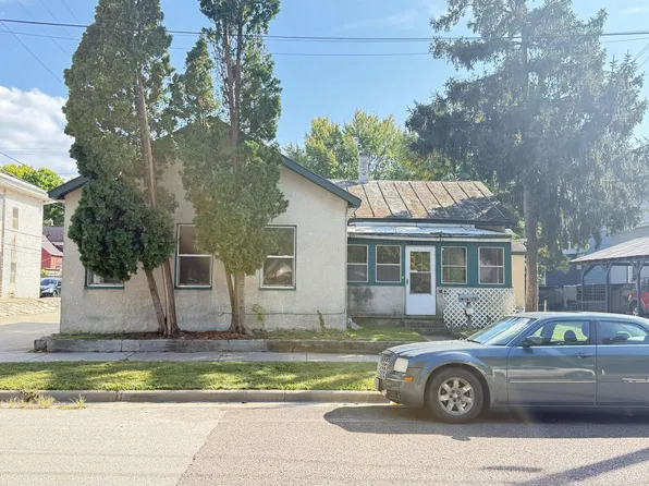 912 Cameron AVENUE, La Crosse, WI 54601