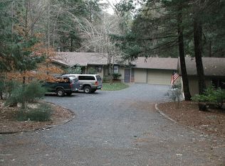 14320 E Evans Creek Rd, Rogue River, OR 97537