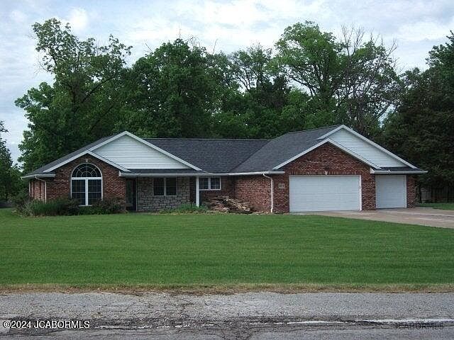 1st image of 3214 Country Club Dr