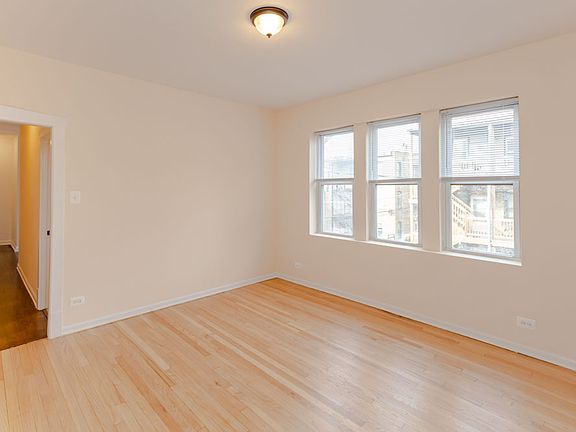 4th image of 4418 N Saint Louis Ave #2A