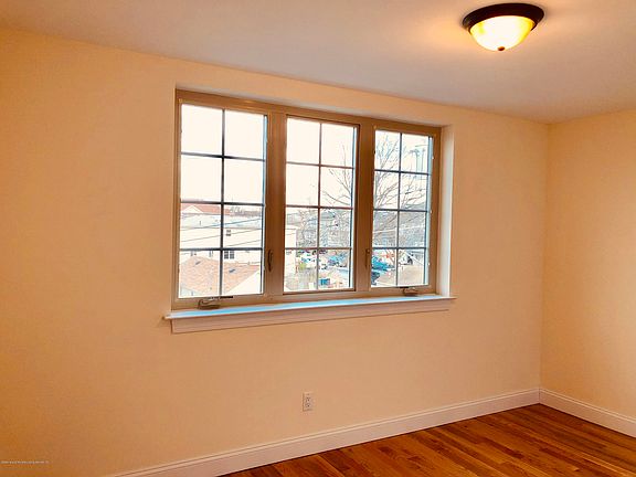 2nd image of 496 Bedford Ave