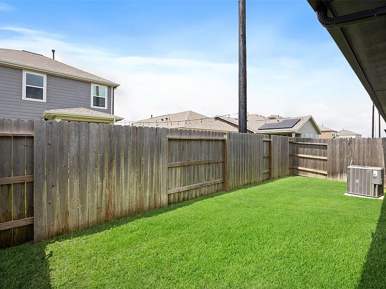 2752 Sunny Briar Dr — Photo 31