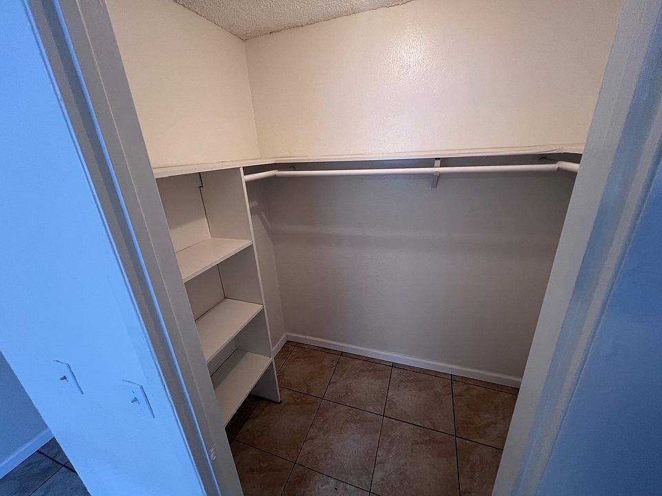 1st image of 11124 Excelsior Dr APT 11