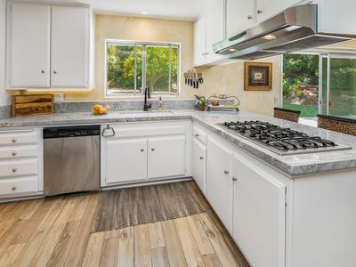 3655 Montalvo Way, Santa Barbara, CA, 93105