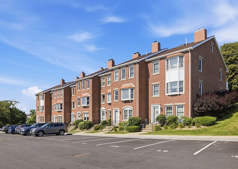 1st image of 49 Breakwater Dr #T-10