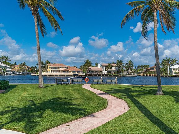 3rd image of 1920 S Ocean Blvd APT 3