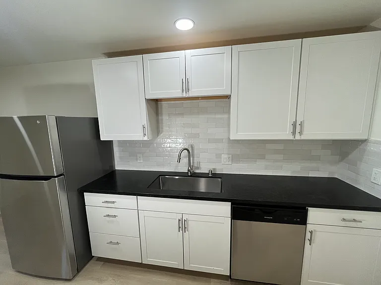 806 Kelly Way #806 — Photo 1
