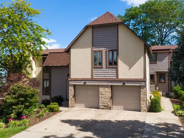 4600 Compass Rose APT 16, Vermilion, OH 44089