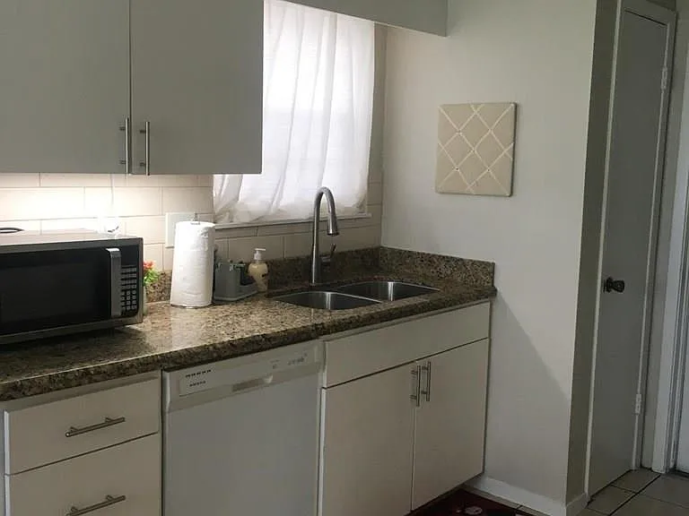 15 Sunnyside Ln — Photo 8