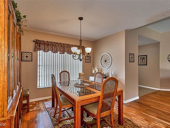 3rd image of 9507 Norchester Cir