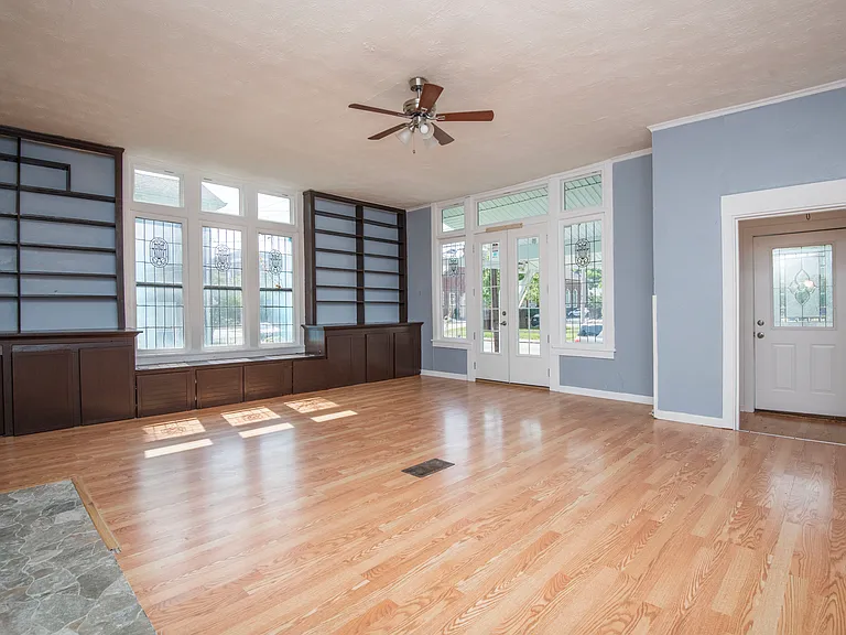 117 E Glenwood Ave #1 — Photo 7