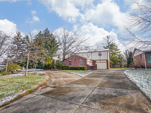 3rd image of 2105 Tullis Dr