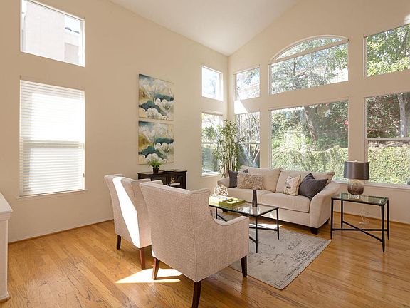 4th image of 2652 Capella Way