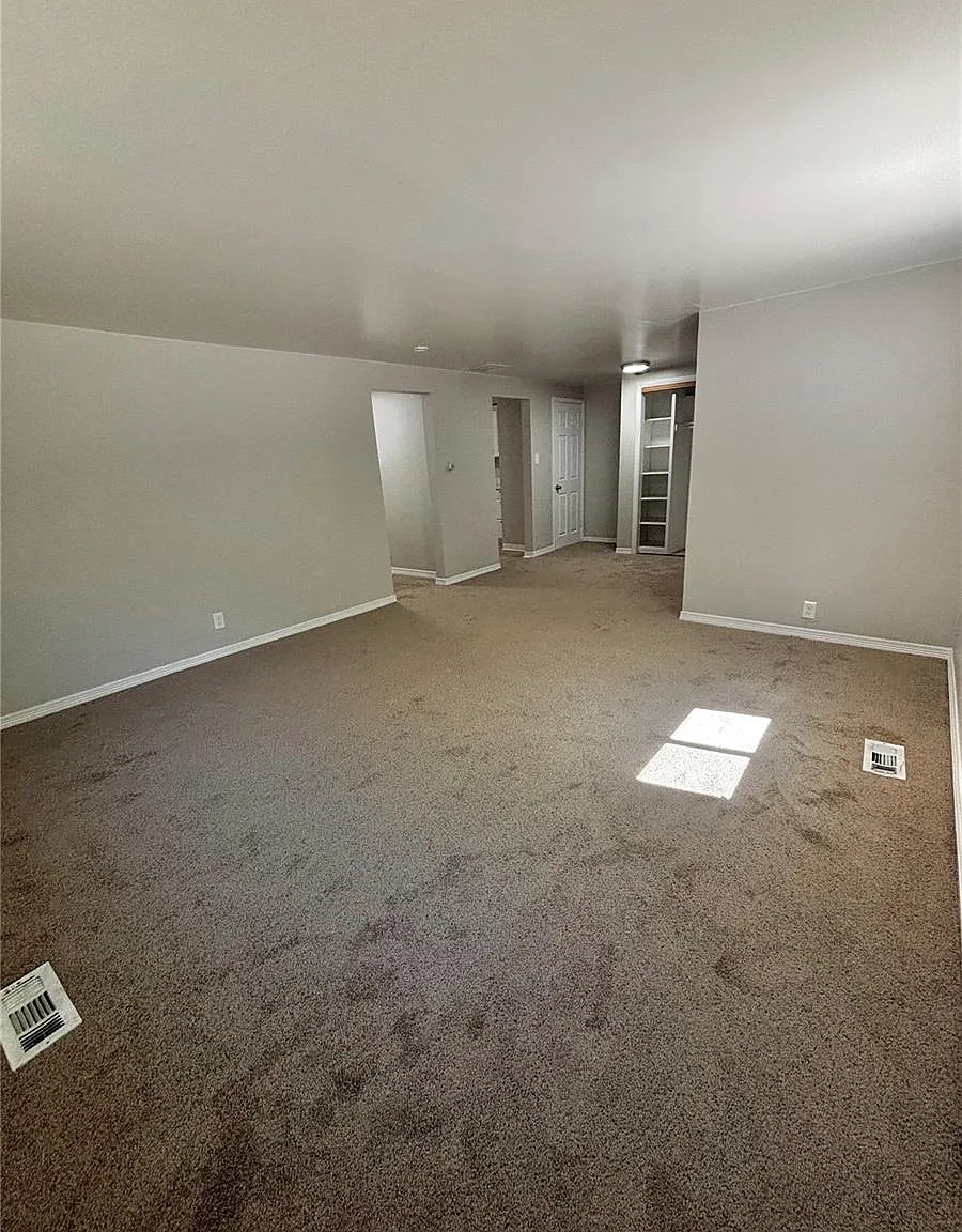 1 bed, 1.0 bath, 700 sqft, $1,149 — Photo 3