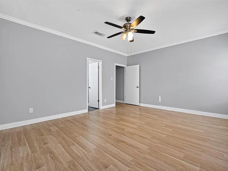 3780 Tanglewilde St #309 — Photo 18